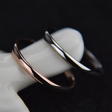 Load image into Gallery viewer, Finger Ring For Women and Men mens gifts